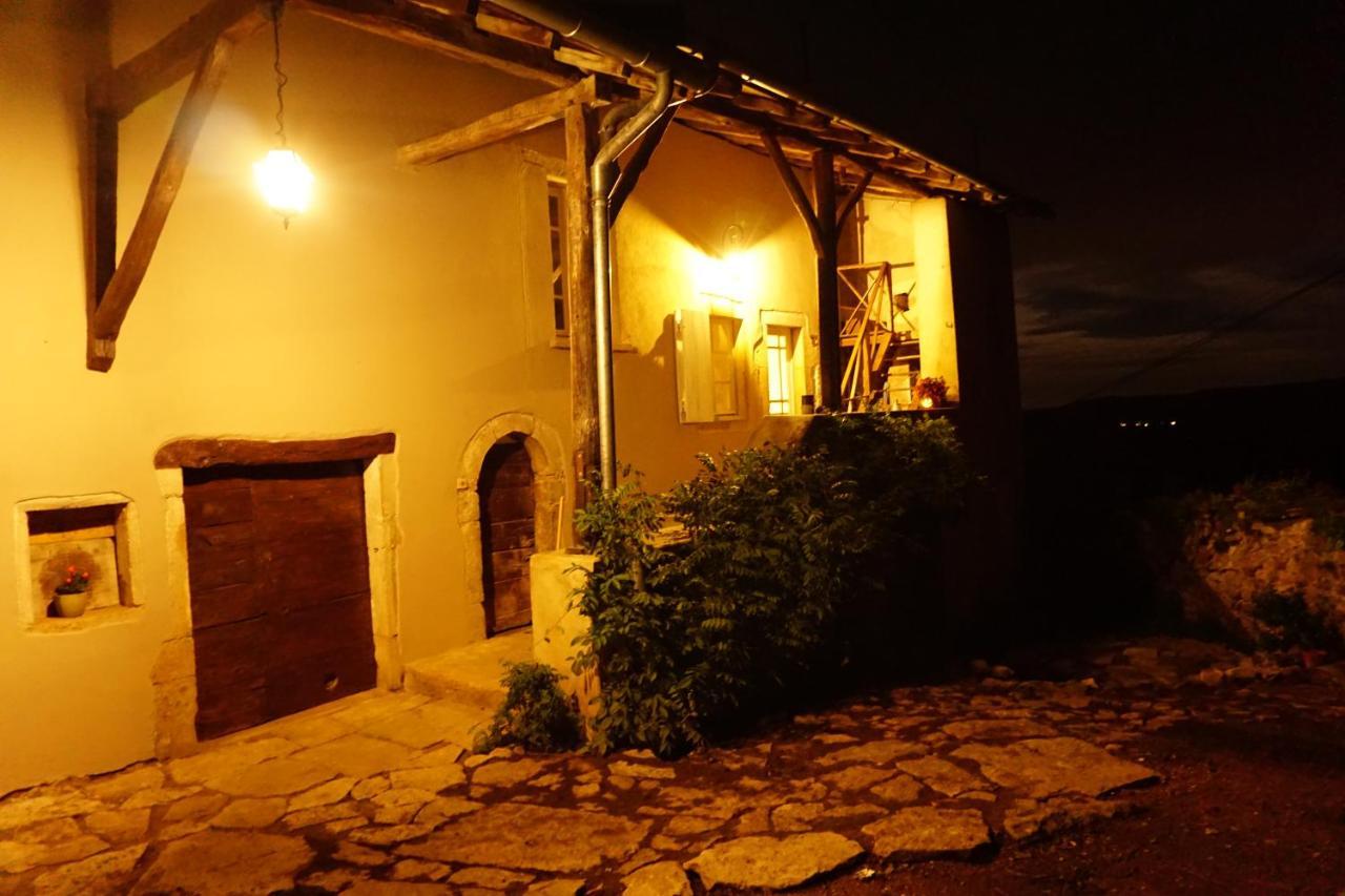 Ferme Fleurie Bed & Breakfast Bergesserin Exterior photo